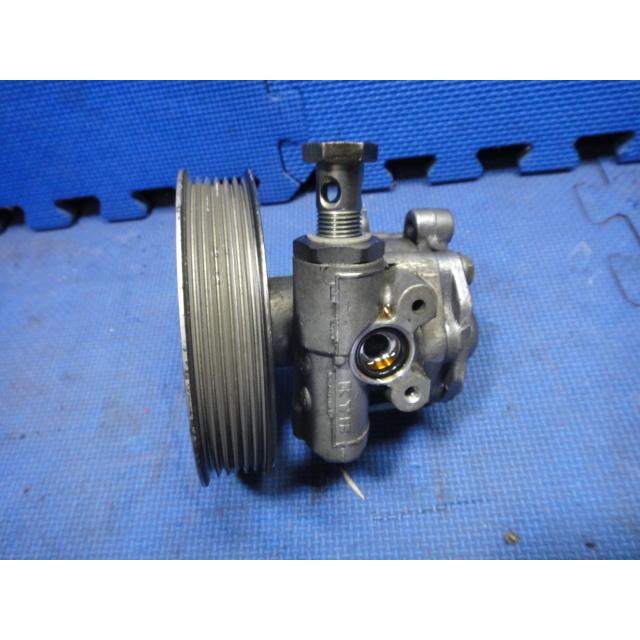 アウディ A4 8E系 B6 等  パワステポンプ　 [4171] | 