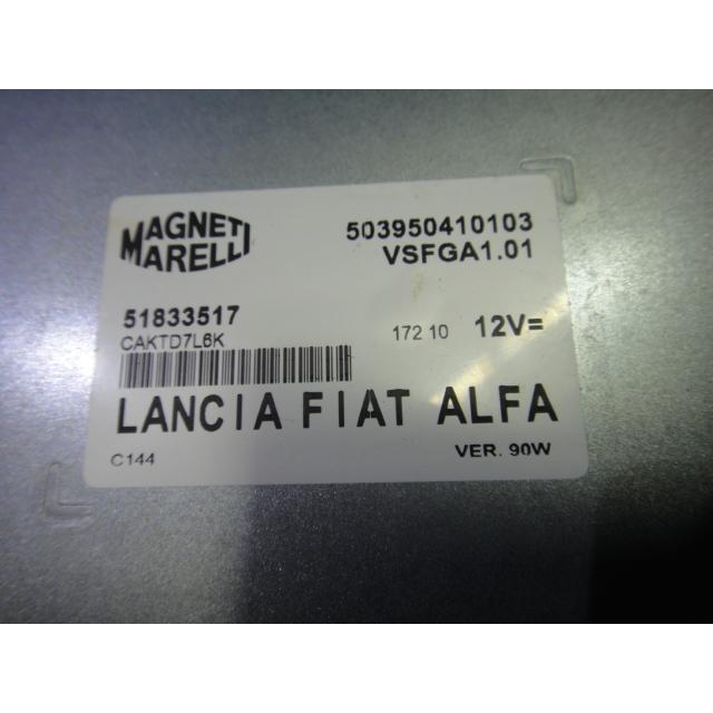 アルファロメオ ミト  等　モジュール ユニット　 品番 51833517　   [4233] |  | 01