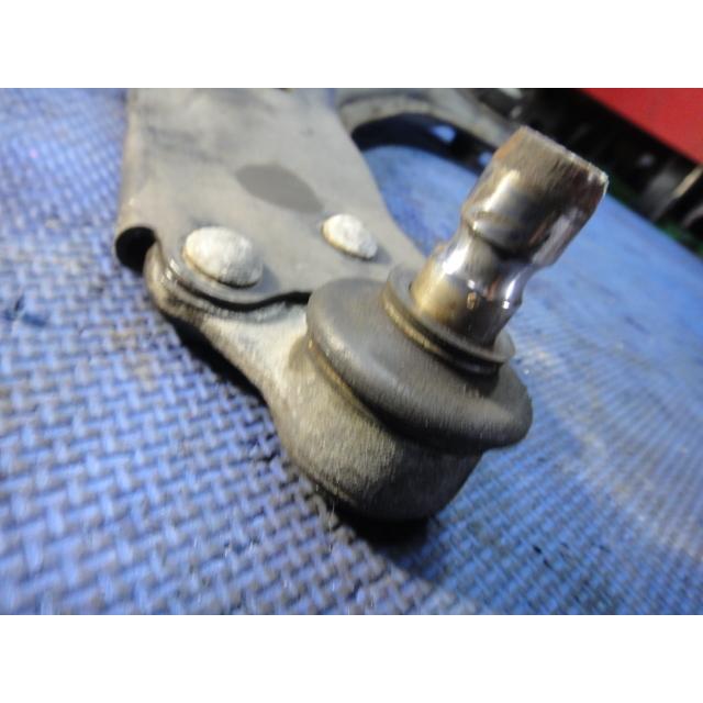 アルファロメオ ミト  等　左 フロント ロアアーム　 38,000Km 取外し   [4233] |  | 02