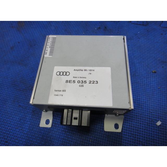 アウディ A4 1.8T  B6 等　純正　オーディオ　アンプ　品番 8E5035223　  [4241] |  | 01
