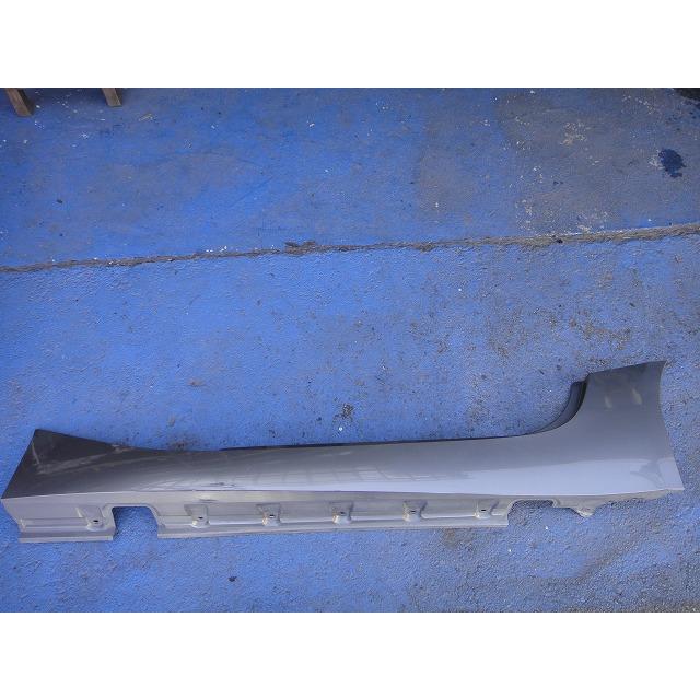 BMW Z4 E85 等  右 サイド ステップ スカート 472/スターリング グレーM  品番 51717016529  [4326] | 