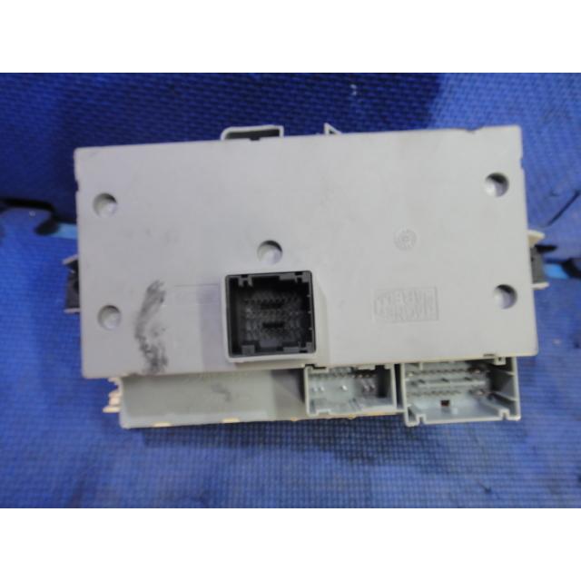 アルファロメオ 159 2.2 JTS 等 ヒューズ ボックス　 Fuse Box 　 品番 50507093  [4389] |  | 01