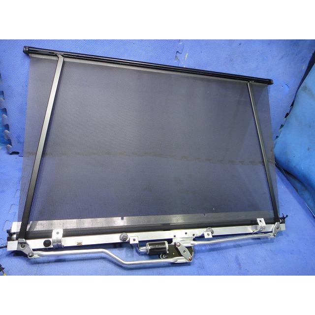 メルセデス ベンツ W219 CLS 350 等 リア ブラインド 電動 カーテン シェード 品番 2198100020  [4425] |  | 01