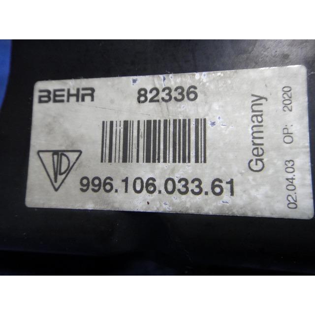 ポルシェ ボクスター 986 右 ラジエター サポート ブラケット マウント ホルダー シュラウド 品番 99650417509  99610603361【4434】 |  | 03
