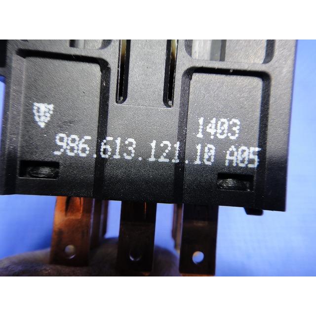 ポルシェ ボクスター 986 ハザード スイッチ  品番 98661312110  【4434】 |  | 02