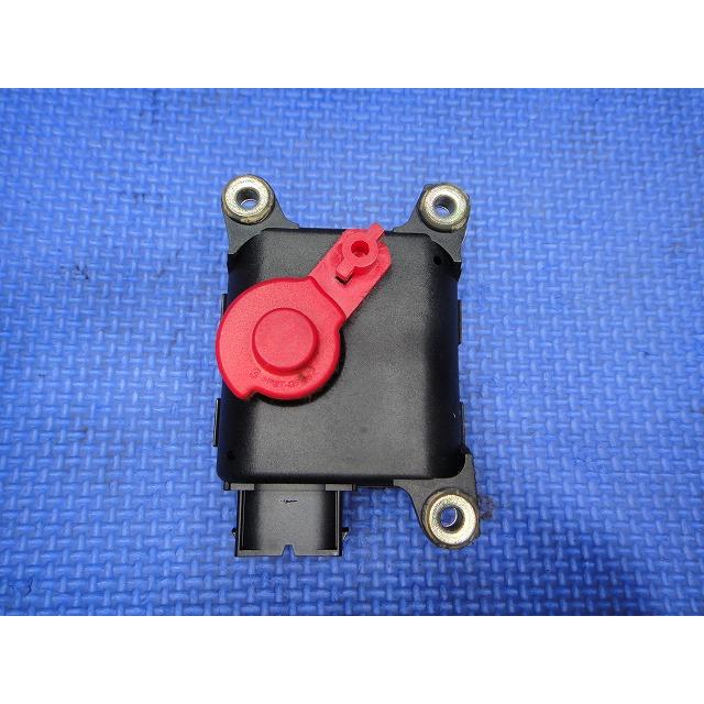 ポルシェ ボクスター 986 エアコン フラップ モーター  品番 8D2820511D  0132801210  【4434】 | 