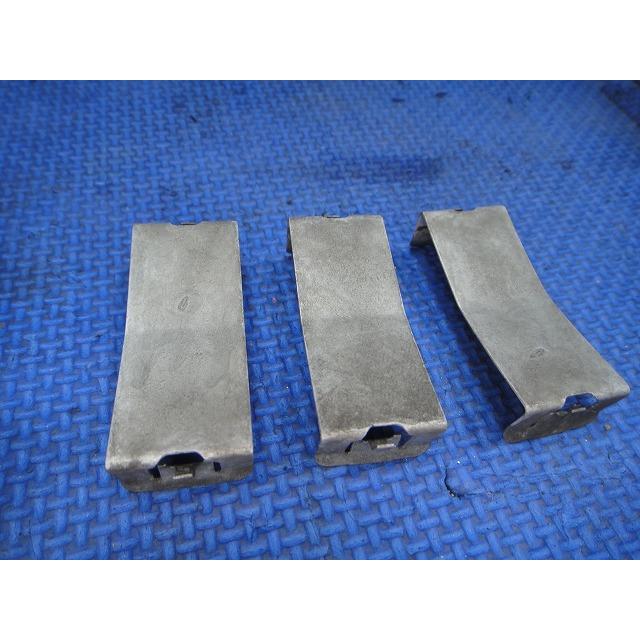 ポルシェ ボクスター 986  フロア アンダー カバー 止め　クリップ x3個  【4434】 |  | 01