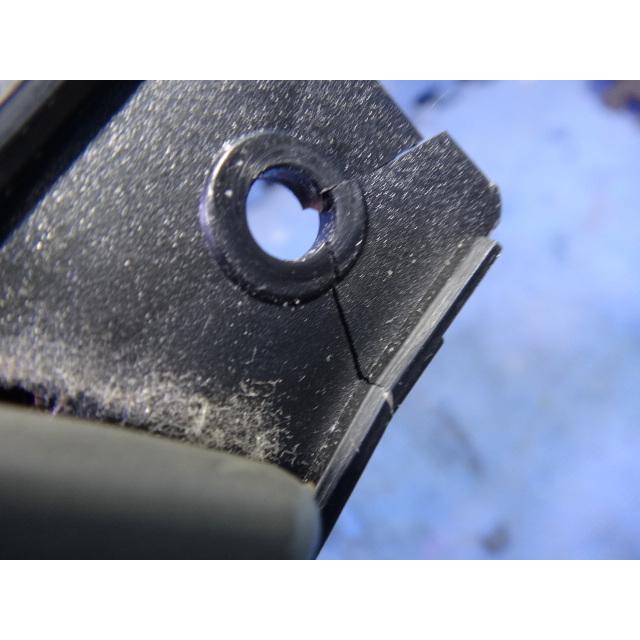 BMW E90 E91 320i 325i 等  純正 右 ドリンクホルダー   [4572] |  | 04