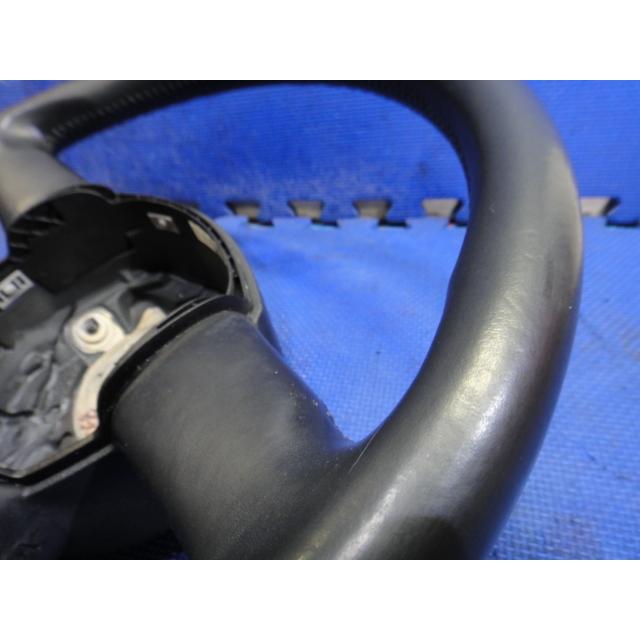 アウディ A4 8E系 B7 等  純正　ステアリング　ハンドル　 [4626] |  | 01