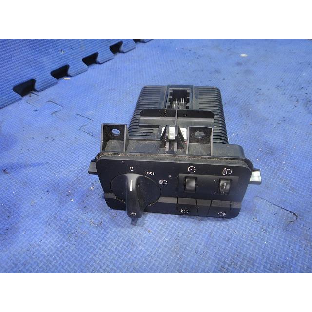 BMW 318i AL19 E46 ライト スイッチ 品番 8383226　 [4683] |  | 01