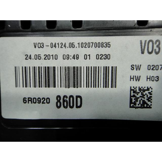 VW ポロ  6R 系等  スピード メーター パネル  61,200Km 品番 6R0920860 D  [4822] |  | 03