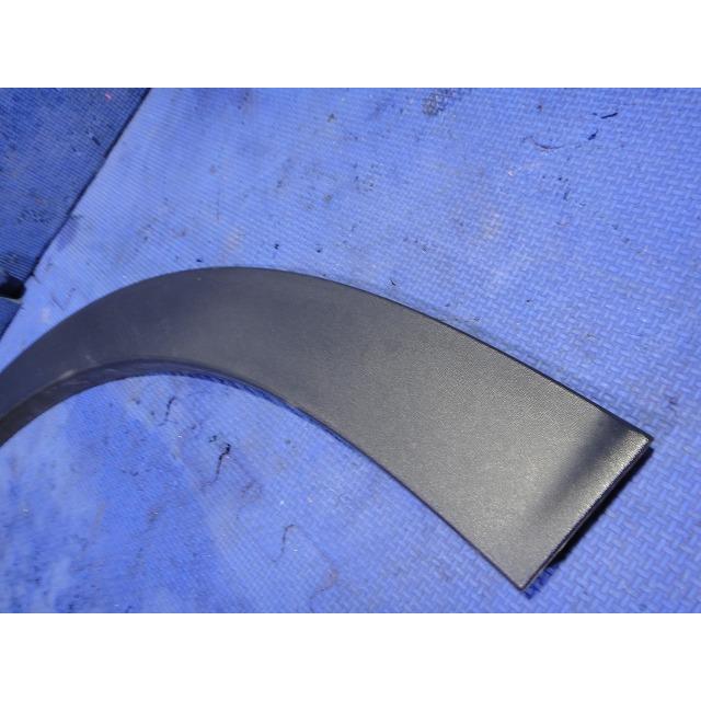 ルノー トゥインゴ AHH4B 等 純正 右 フロント フェンダー トリム モール オーバー フェンダー 638754338R [4848] |  | 02