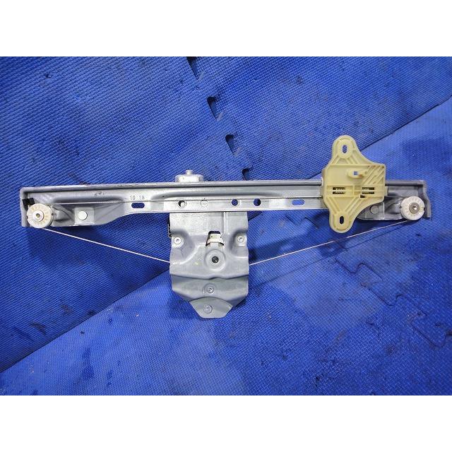 ルノー トゥインゴ AHH4B 等 左 フロント パワーウィンドウ レギュレーター  [4848] |  | 01