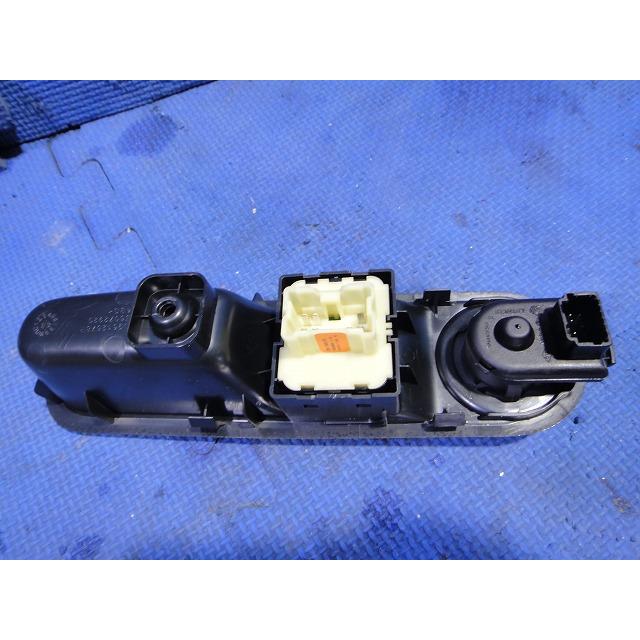 ルノー トゥインゴ AHH4B 等 フロント 運転席 パワーウィンドウ スイッチ ドアミラースイッチ 254118617R [4848] |  | 02