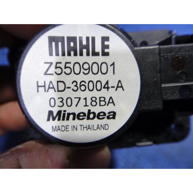 ルノー トゥインゴ AHH4B 等 エアコン ヒーター フラップ モーター (BA)  品番 Z5509001   [4848] |  | 02