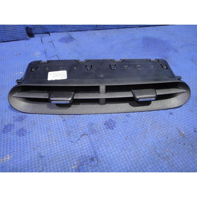 ルノー トゥインゴ AHH4B 等 中央 エアコン ヒーター 吹出口 ルーバー 品番 687502975R   [4848] | 