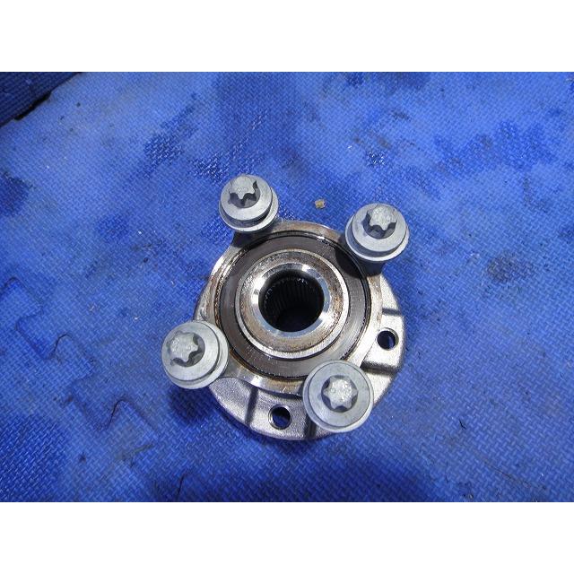 ルノー トゥインゴ AHH4B 等 リア ハブ ナックル (a) 走:55,200Km  [4848] |  | 01