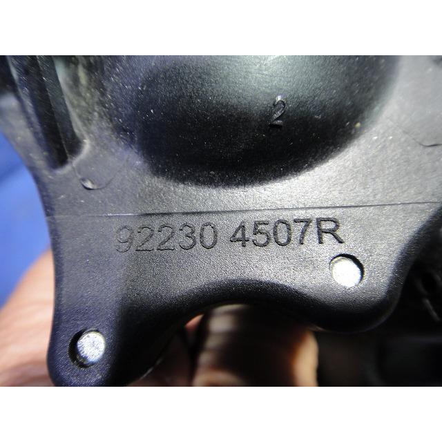 ルノー トゥインゴ AHH4B 等 純正 サーモ サーモスタッド 品番 922304507R  [4848] |  | 02