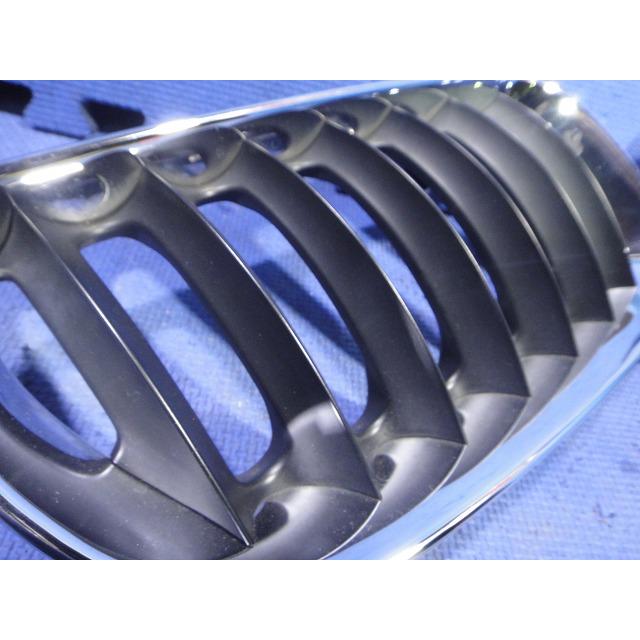 BMW X3 E83   純正 フロント グリル 左右  キドニーグリル  品番 3414903  3402909 |  | 03