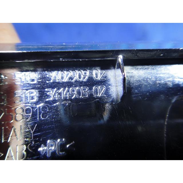 BMW X3 E83   純正 フロント グリル 左右  キドニーグリル  品番 3414903  3402909 |  | 09