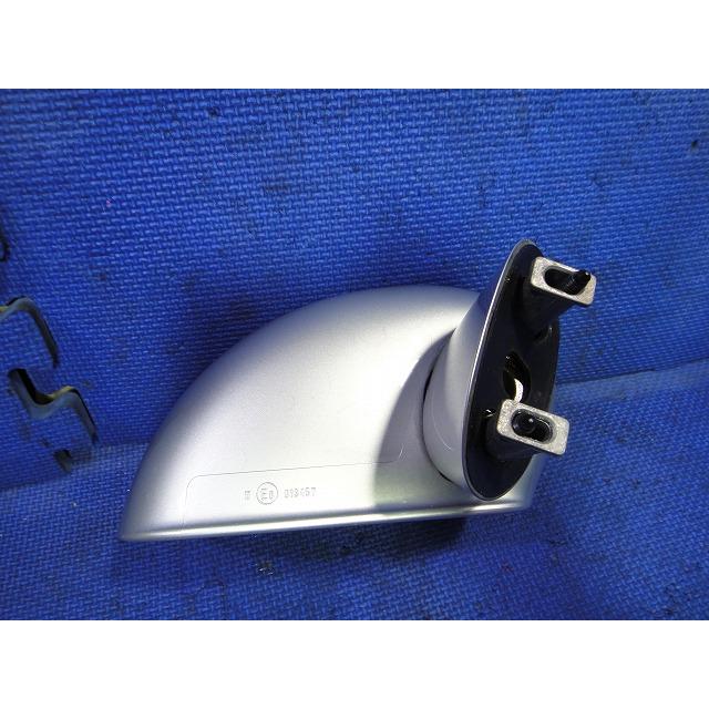 アウディ TT 8N系 等 右 ドアミラー  LY7W/シルバー  [4945] |  | 06