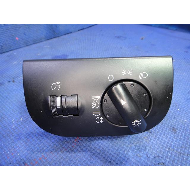 アウディ TT 8N系 等 ライト スイッチ  品番 8N2941531 A   [4945] | 