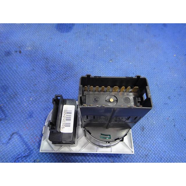 アウディ TT 8N系 等 ライト スイッチ  品番 8N2941531 A   [4945] |  | 01