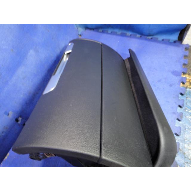 アウディ TT 8N系 等  グローブボックス  [4945] |  | 01