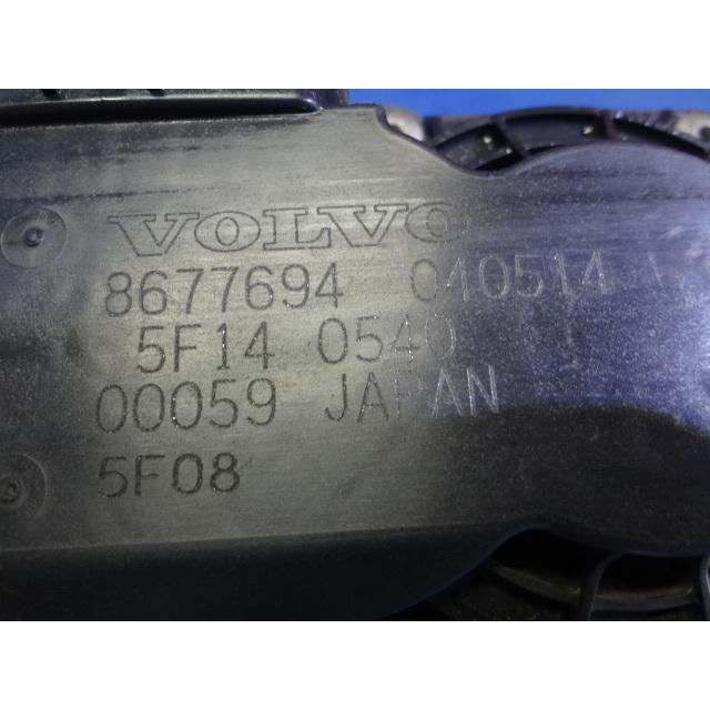 ボルボ V70 SB5244W 等 スロットル ボディ　品番 8677694　  [4953] |  | 01