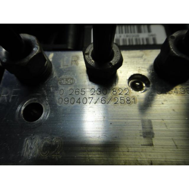 フィアット 500  ABS アクチュエーター ユニット 51849337 [4960] |  | 01