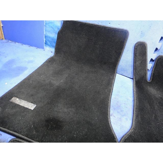 メルセデス ベンツ W204 C200 等  純正 フロア マット 1台分  [4984] |  | 02