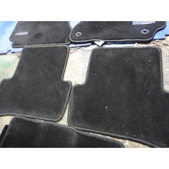 メルセデス ベンツ W204 C200 等  純正 フロア マット 1台分  [4984] |  | 03