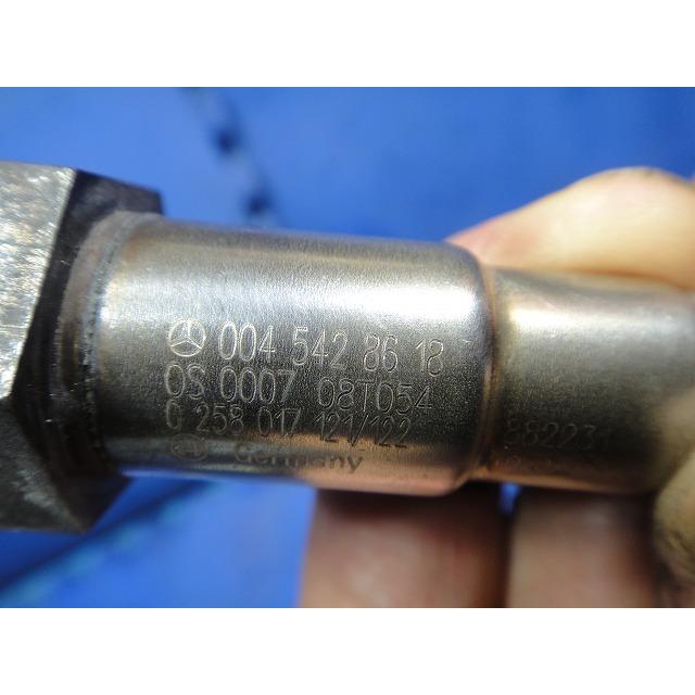 メルセデス ベンツ W204 C200 等  純正 O2センサー  品番 0025400617   0045428613 [4984] |  | 04