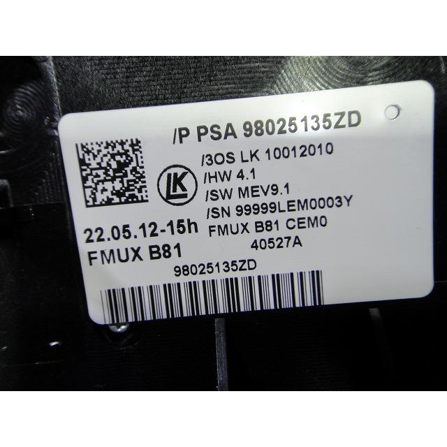 シトロエン DS5 B85F02 等  エアコン スイッチ パネル  品番 98025135ZD  [4988] |  | 03