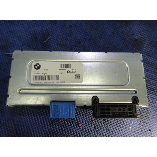 BMW 523i FP25 MT25 F10 F11 等　セントラル ゲートウェイ モジュール 　品番 9247397   [5119] | 