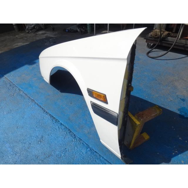 BMW E28 520i 等 左 フロント フェンダー  アルピン ホワイト    [5230] |  | 01