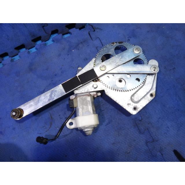 BMW E28 520i 等 左 リア レギュレータ―  モーター付き  [5230] |  | 01