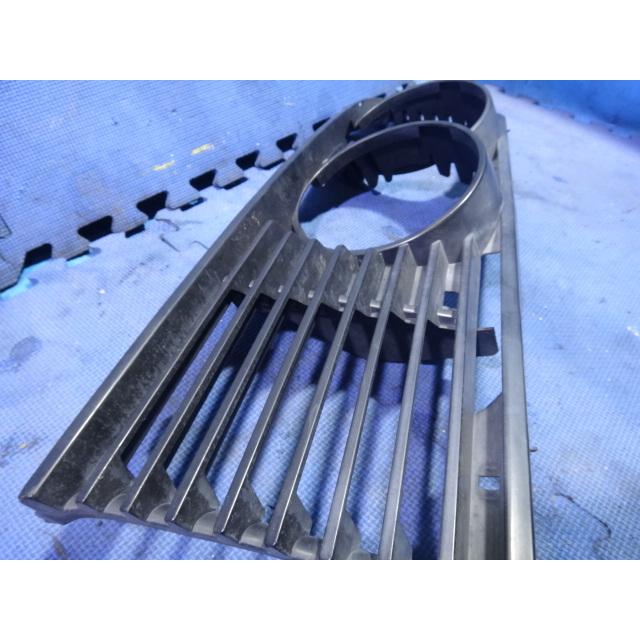 BMW E28 520i 等  左 フロント ライト カバー グリル  1873253 [5230] |  | 01