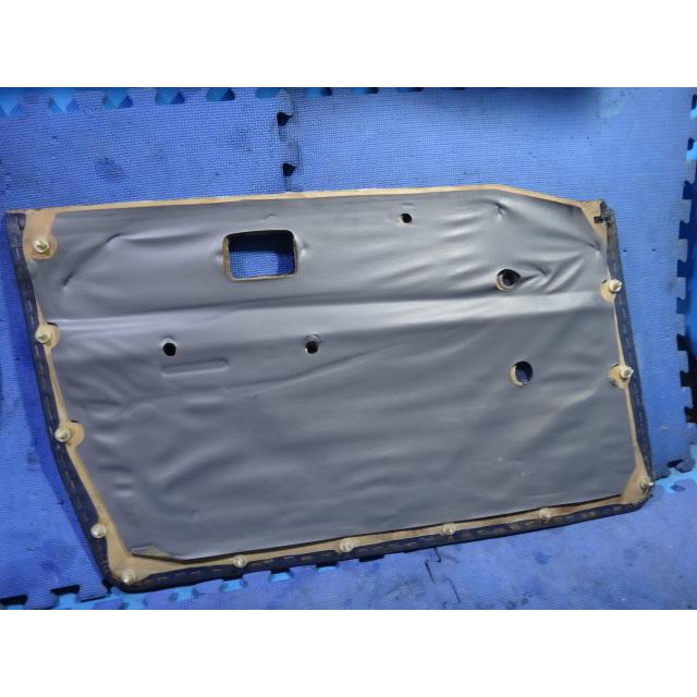 BMW E28 520i 等 右 フロント ドア 内張り   [5230] |  | 05