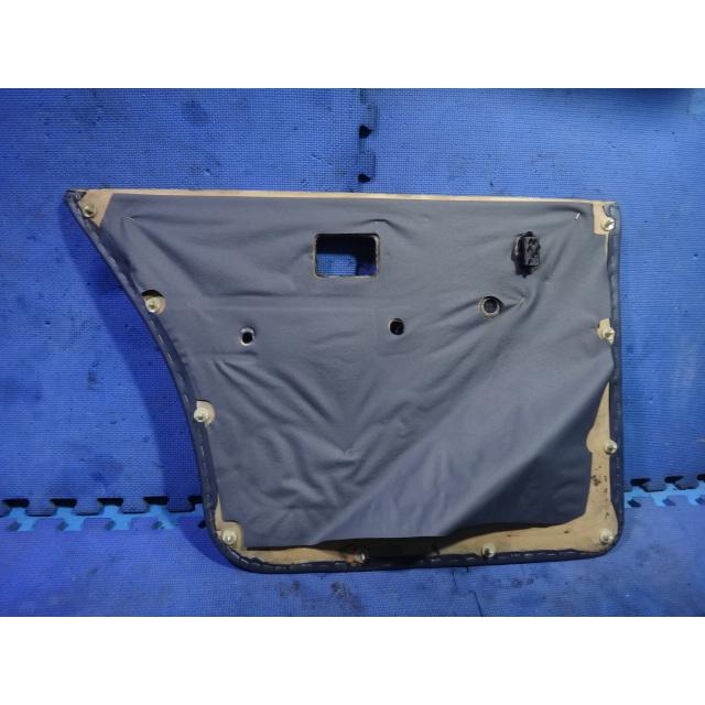 BMW E28 520i 等 右 リア ドア 内張り   [5230] |  | 05