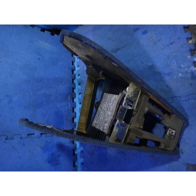 BMW E28 520i 等  センター コンソール  [5230] |  | 06