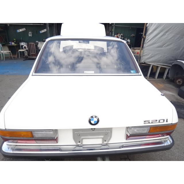 BMW E28 520i 等 トランク [5230] : 輸入車専門中古パーツのエレメント 