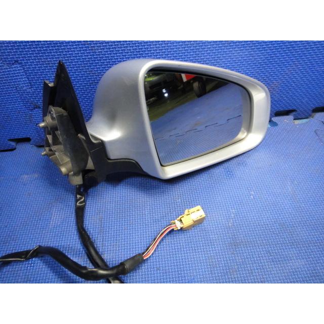 アウディ A4 8E系 B6 等   右 ドアミラー LY7W/シルバー　【5457】 |  | 01