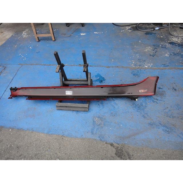 BMW 218d F45 等 右 サイド ステップ  スカート 品番 73108850  C06/フラメンコレッド   [5536] |  | 06