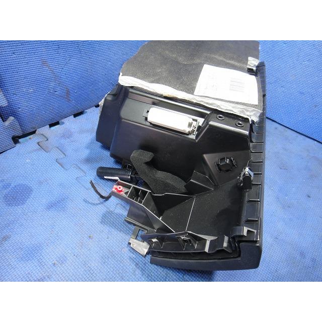 BMW 218d F45 等  グローブボックス 品番 9318644  9349267  [5536] |  | 03