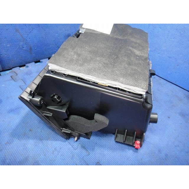 BMW 218d F45 等  グローブボックス 品番 9318644  9349267  [5536] |  | 04