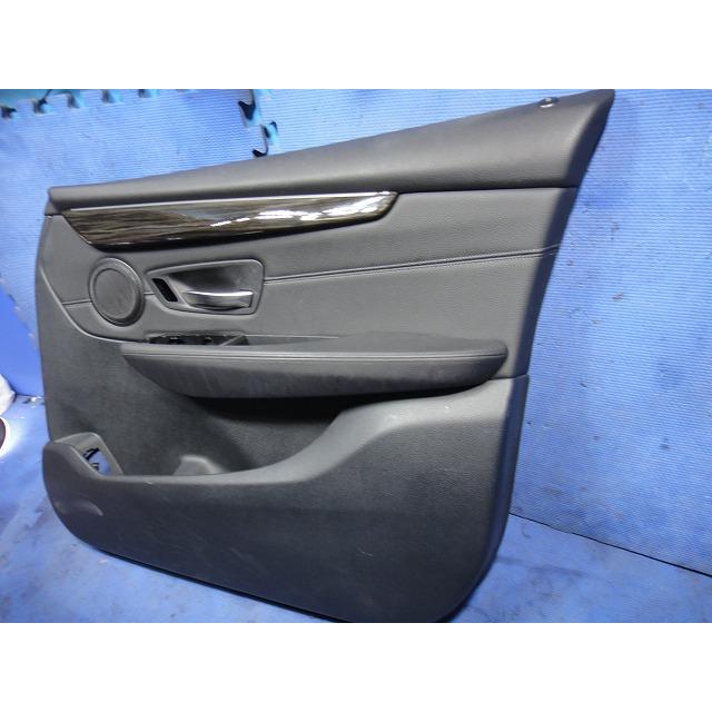 BMW 218d ラグジュアリー F45 等 右 フロント ドア 内張 トリム 黒革  [5536] |  | 02