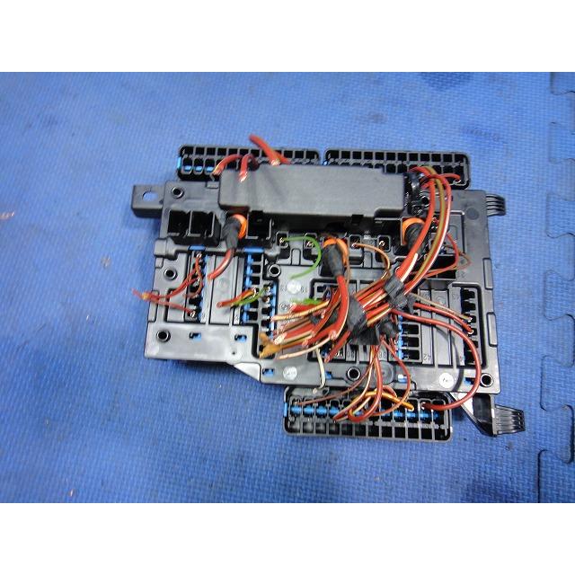 BMW 218d F45 等 ヒューズ ボックス  品番 9270356  [5536] |  | 01