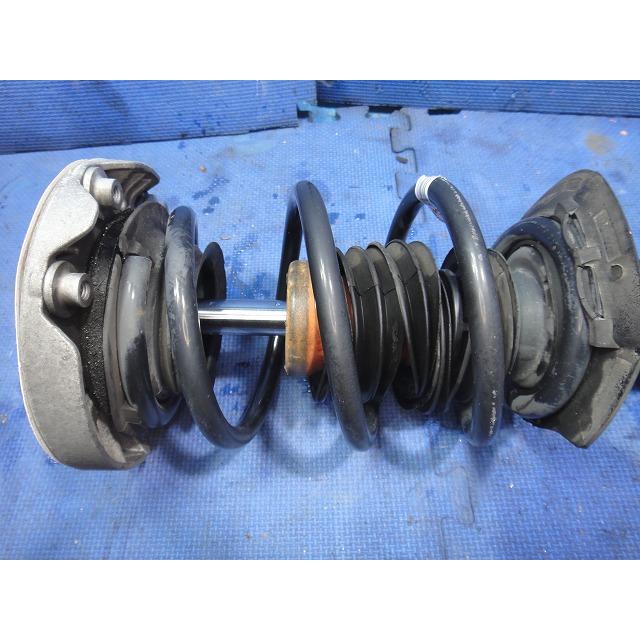 BMW 218d F45 等  左 フロント ショック ストラット  品番 6874463  [5536] |  | 02