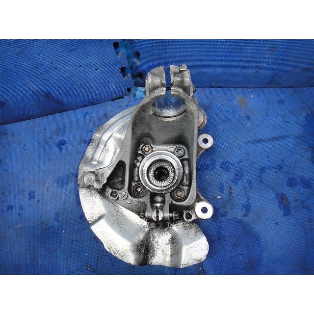BMW 218d F45 等  左 フロント ハブ ナックル 品番 6870837  [5536] |  | 01